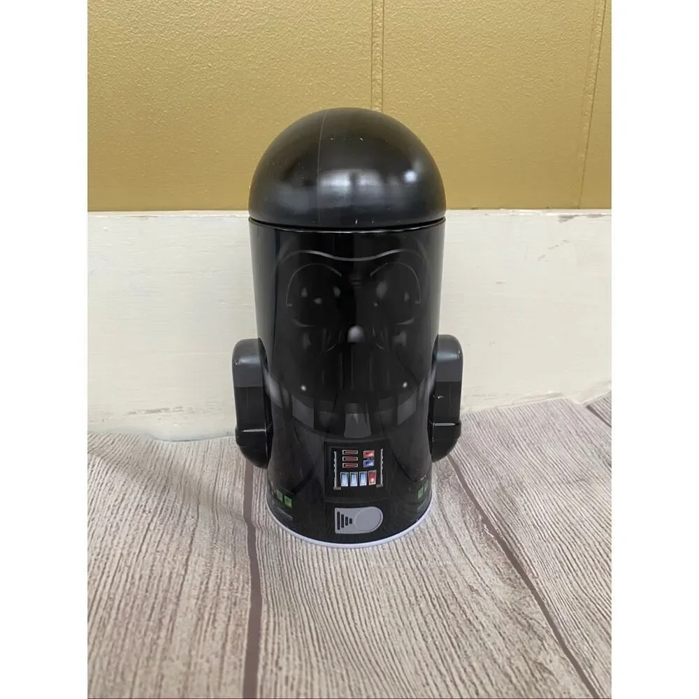 Star wars darth vader 7.5” tin coin bank with removable top black
